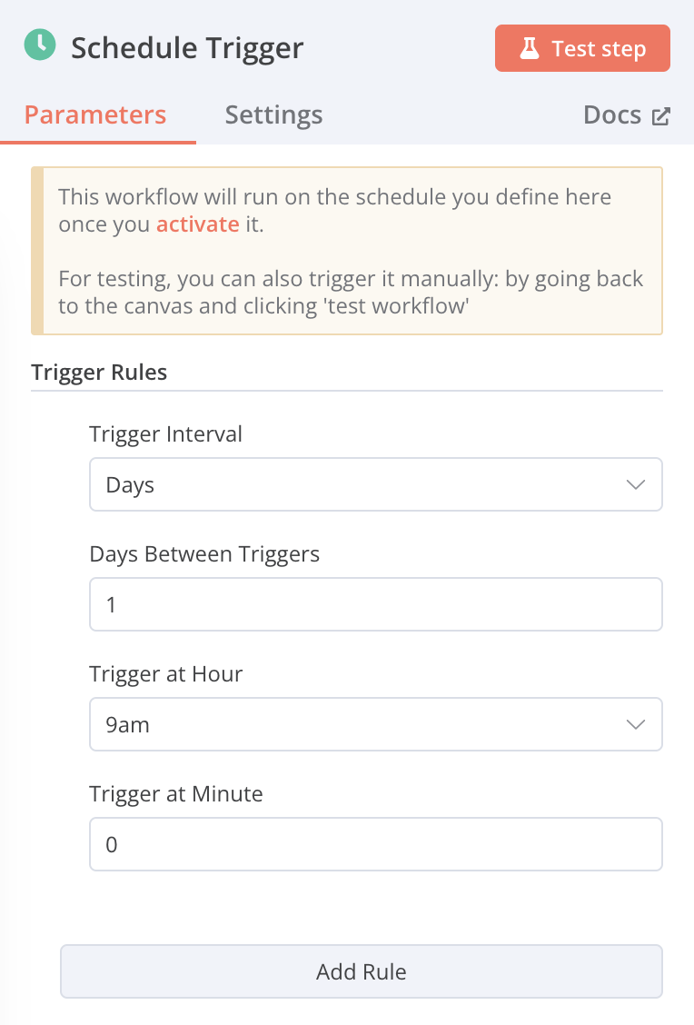 n8n 中的 Schedule Trigger 设置器，相关的参数被设置为按天触发，每 1 天触发一次，每天早上 9 点 0 分触发